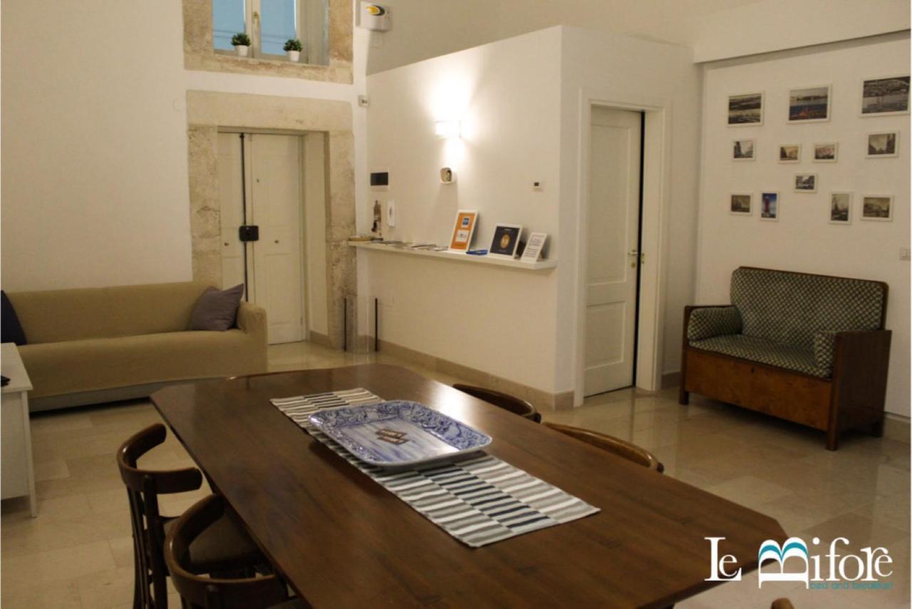 Le Bifore B&B มอลเฟตตา ภายนอก รูปภาพ